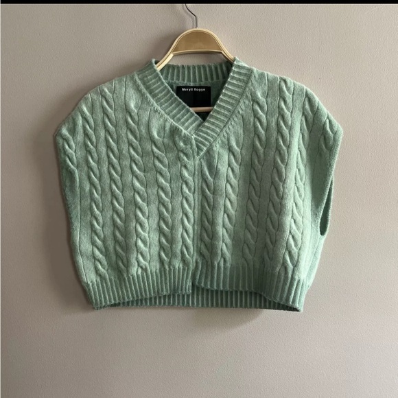 🆕 Meryll Rogge Overdyed Cropped V-Neck Wool Cable Sweater - Picture 6 of 9